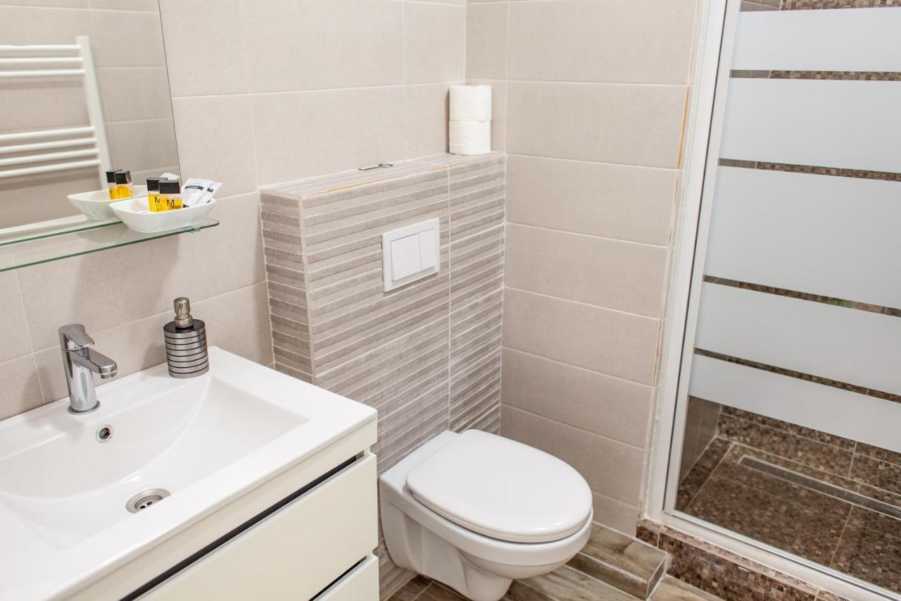 Sunny Studio Apartment Iasi Exterior photo