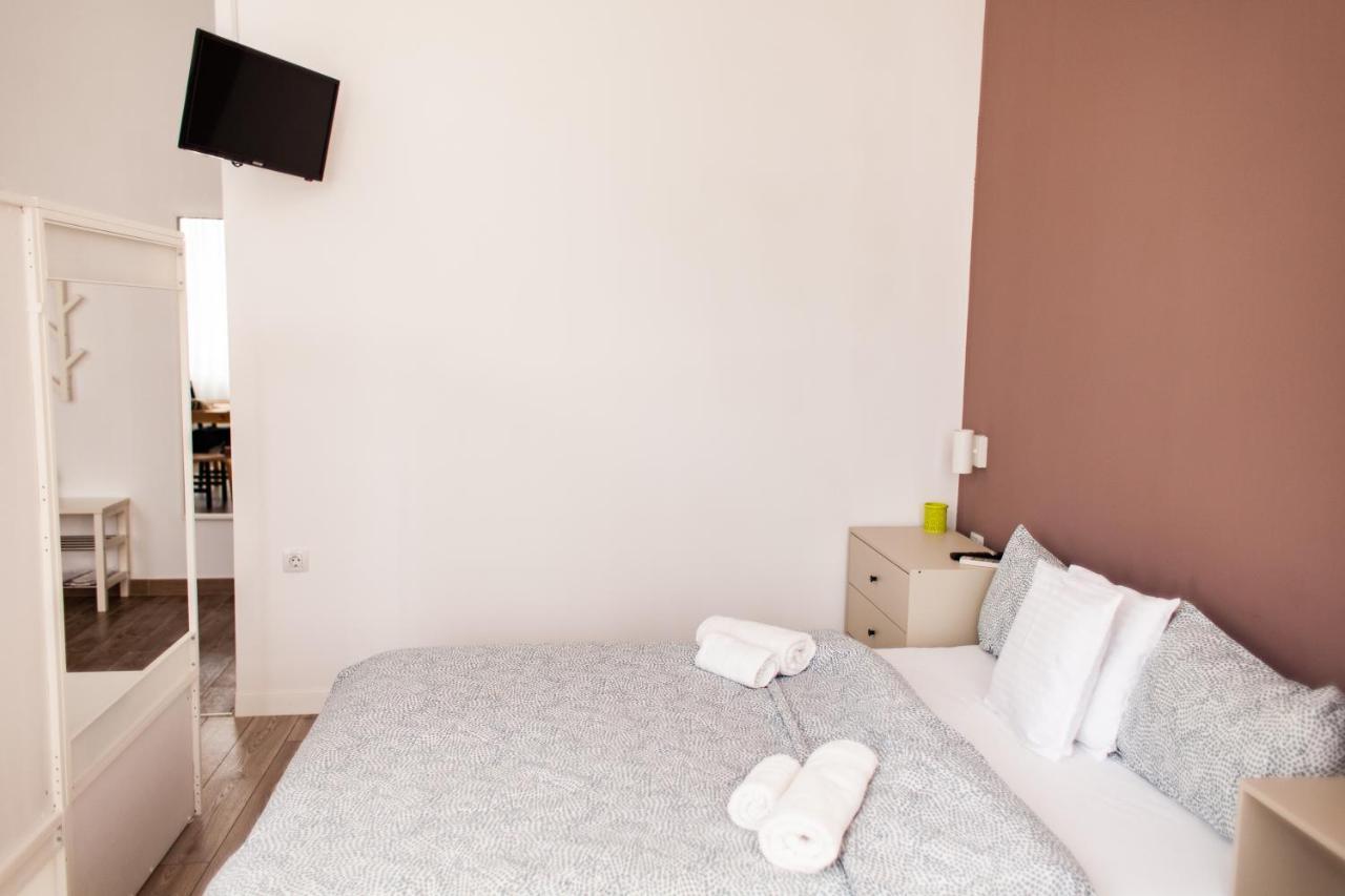 Sunny Studio Apartment Iasi Exterior photo